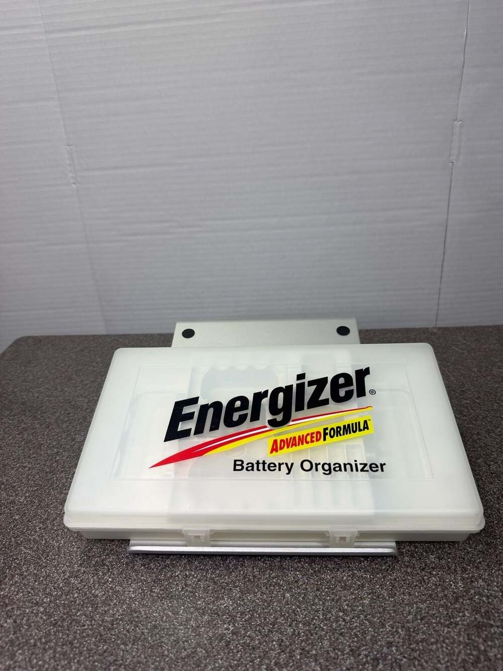 Vintage Energizer Advanced Formula Plastic Battery Organizer Storage Case